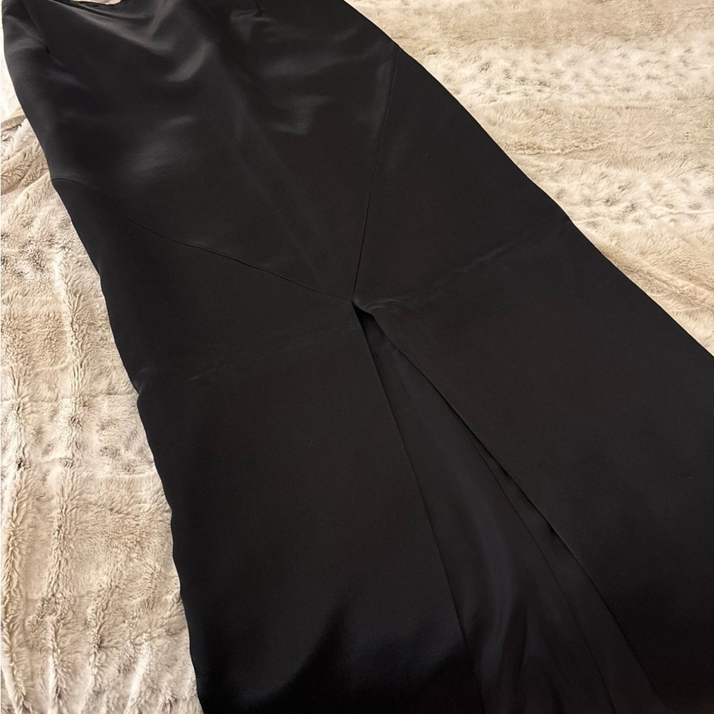 NWOT Katheryn Dianos elegant pencil skirt.